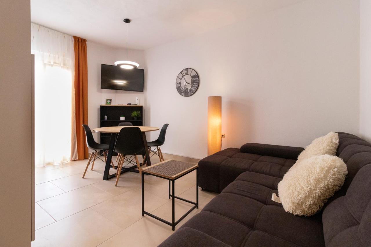 Apartmani Olivia بيبينيا المظهر الخارجي الصورة