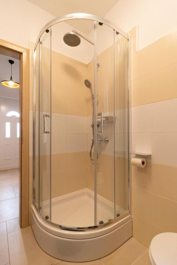 Apartmani Olivia بيبينيا المظهر الخارجي الصورة