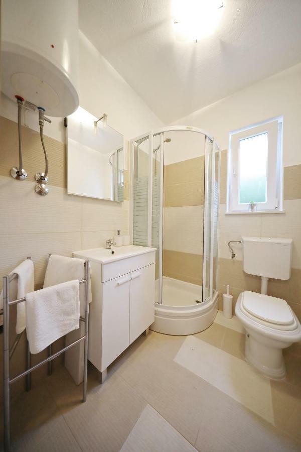 Apartmani Olivia بيبينيا المظهر الخارجي الصورة