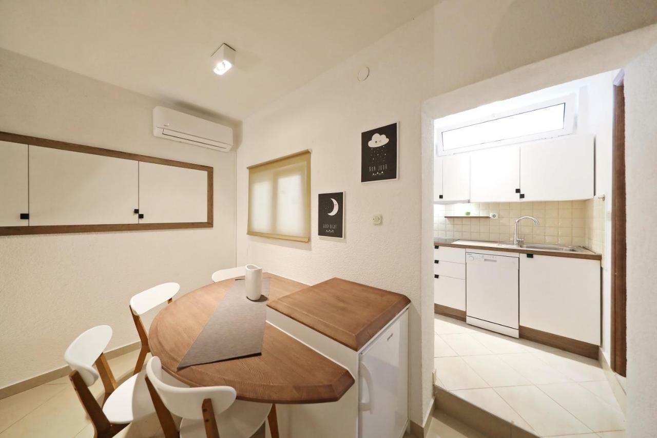 Apartmani Olivia بيبينيا المظهر الخارجي الصورة
