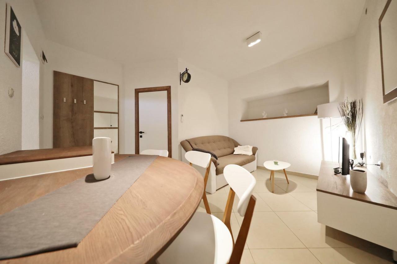 Apartmani Olivia بيبينيا المظهر الخارجي الصورة