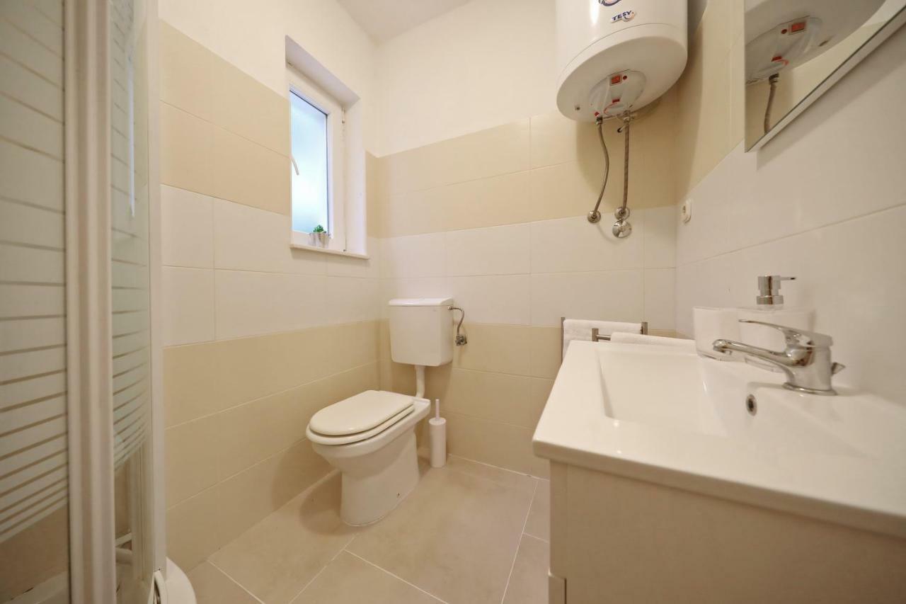 Apartmani Olivia بيبينيا المظهر الخارجي الصورة